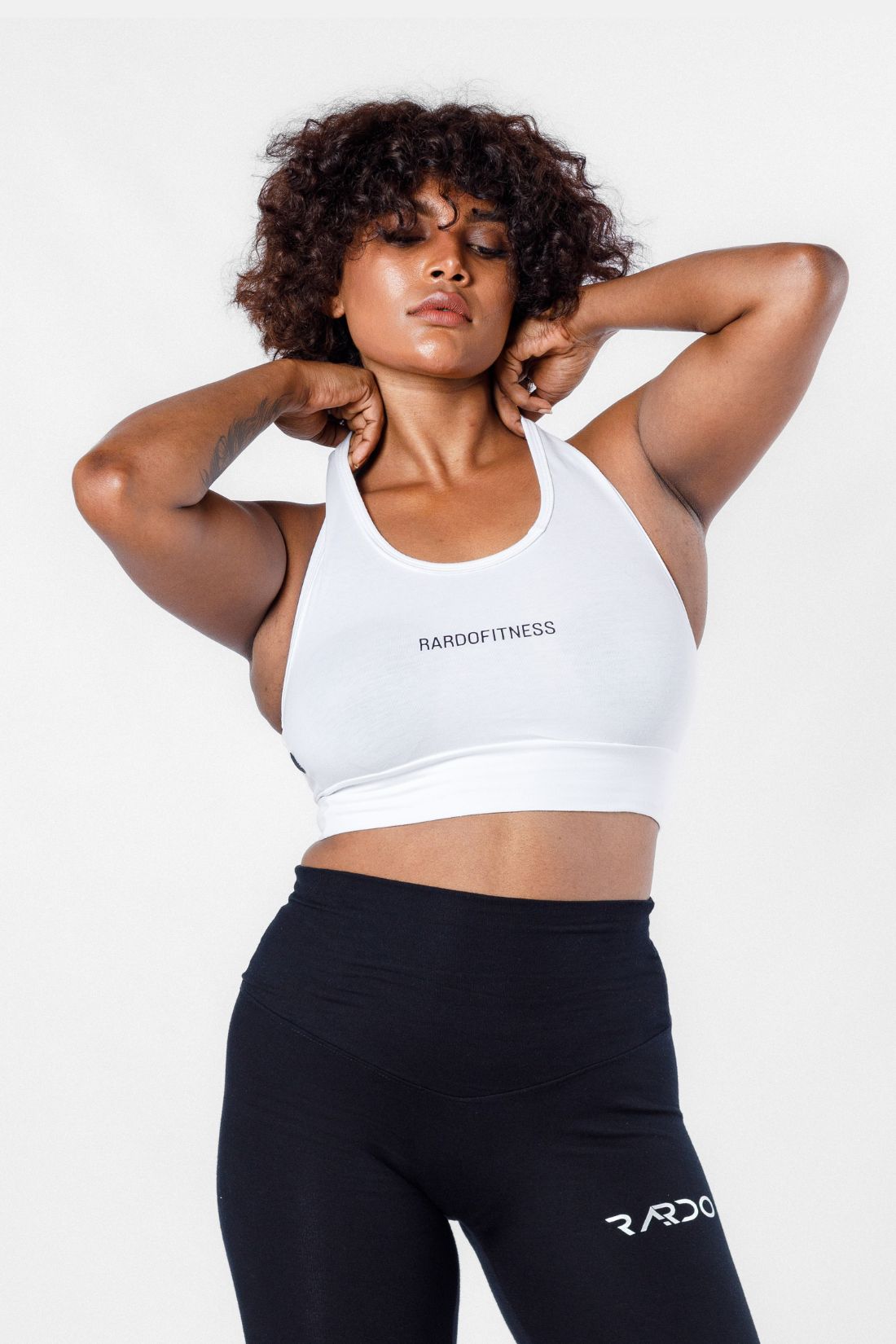 Adapt Seamless Sports Bra - White